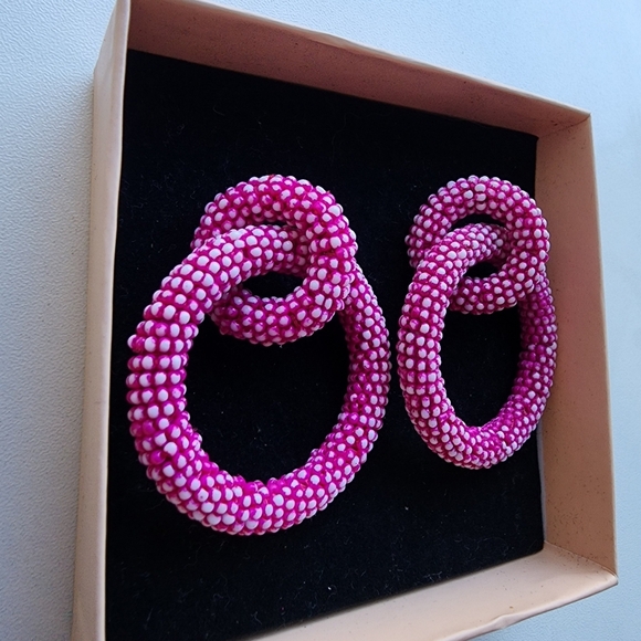 Round Chunky Hoop Earrings Women Fushia Pink Jewelry Earrings Fun ! - Picture 2 of 6